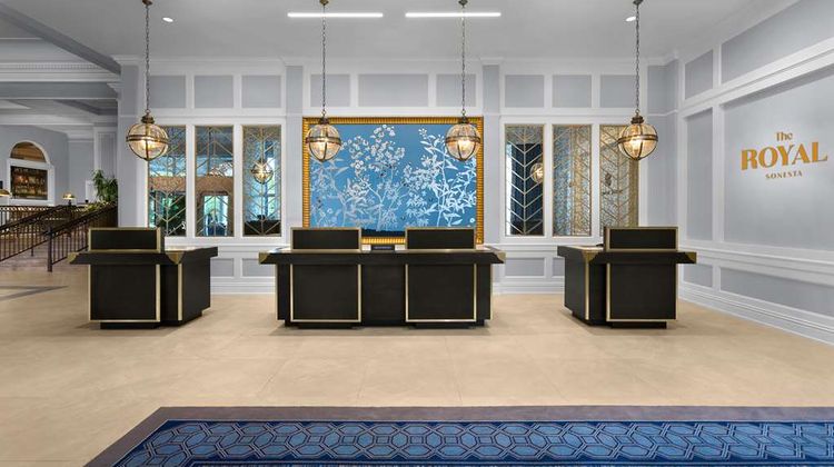 The Royal Sonesta Chase Park Plaza Lobby