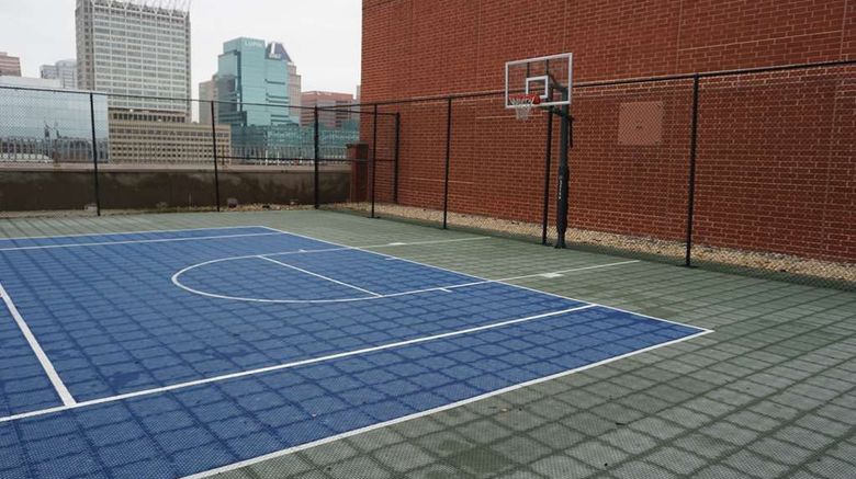 <b>The Royal Sonesta Harbor Court Baltimore Recreation</b>. Images powered by <a href="https://iceportal.shijigroup.com/" title="IcePortal" target="_blank">IcePortal</a>.