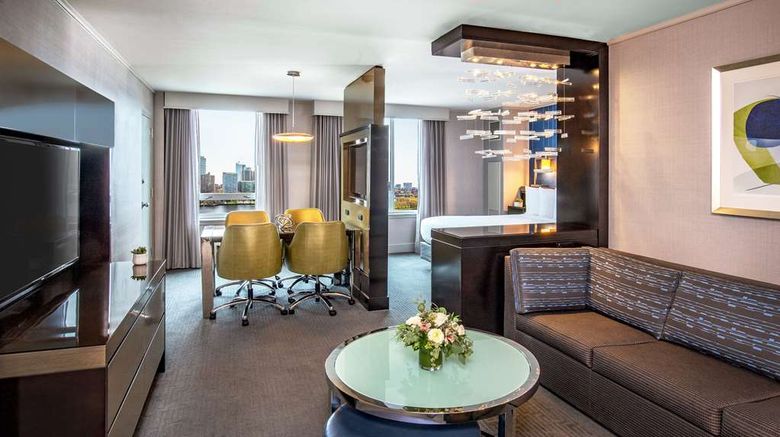 <b>The Royal Sonesta Boston Suite</b>. Images powered by <a href="https://iceportal.shijigroup.com/" title="IcePortal" target="_blank">IcePortal</a>.