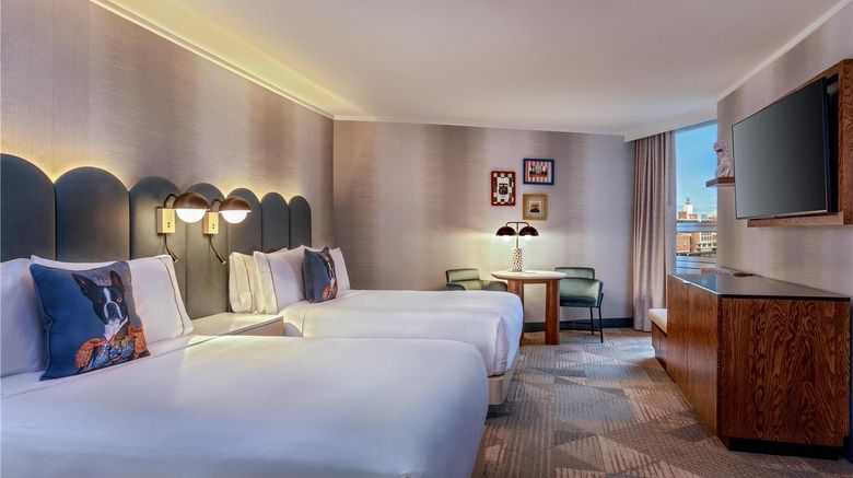 <b>The Royal Sonesta Boston Room</b>. Images powered by <a href="https://iceportal.shijigroup.com/" title="IcePortal" target="_blank">IcePortal</a>.