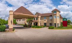 GuestHouse Inn & Suites Lexington