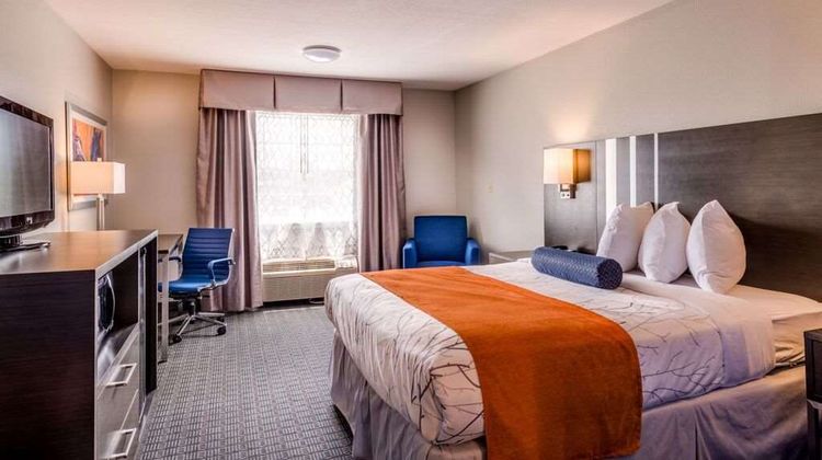GuestHouse Inn & Suites Lexington Room