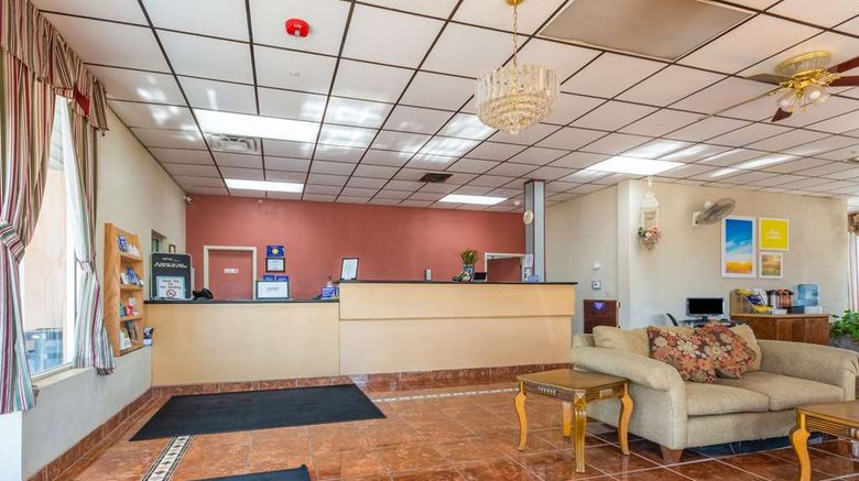 <b>Americas Best Value Inn Elk City Lobby</b>. Images powered by <a href="https://iceportal.shijigroup.com/" title="IcePortal" target="_blank">IcePortal</a>.