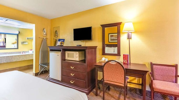 Americas Best Value Inn Elk City Room