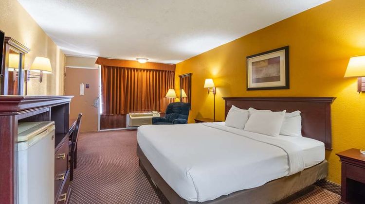 Americas Best Value Inn Elk City Room