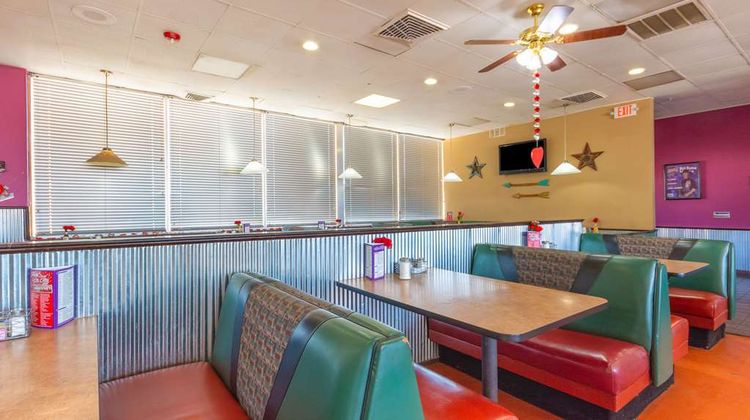 Americas Best Value Inn Elk City Restaurant