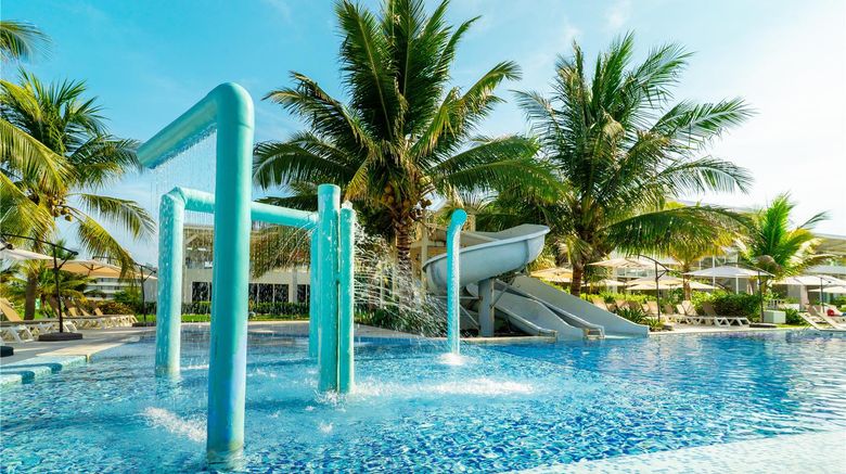 <b>Oceana Beach Resort Pool</b>. Images powered by <a href="https://iceportal.shijigroup.com/" title="IcePortal" target="_blank">IcePortal</a>.