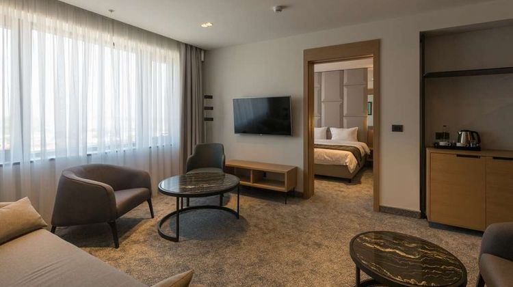 Hotel Mona Plaza Suite