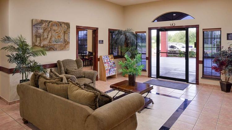 Americas Best Value Inn & Suites Lobby