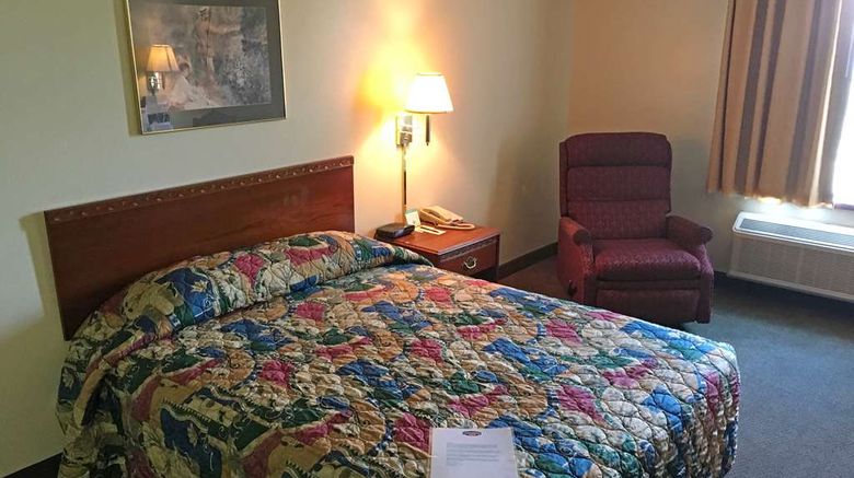 <b>Country Hearth Inn Room</b>. Images powered by <a href="https://iceportal.shijigroup.com/" title="IcePortal" target="_blank">IcePortal</a>.
