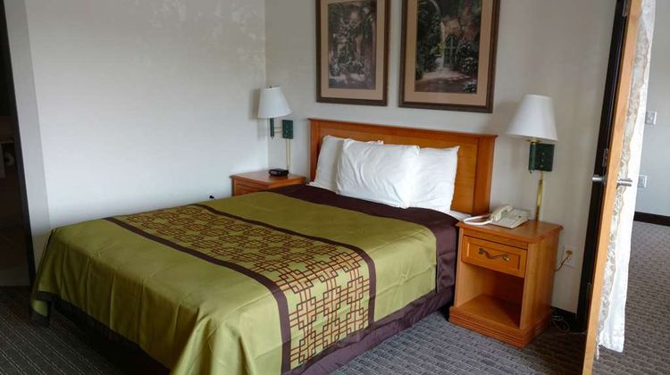 Americas Best Value Inn Annandale Room