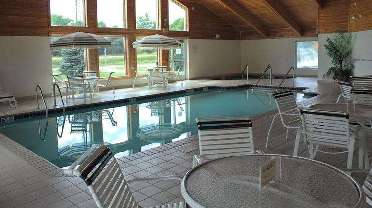 Americas Best Value Inn Annandale Pool