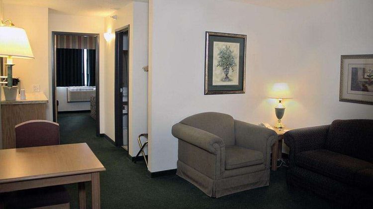 Americas Best Value Inn Annandale Room