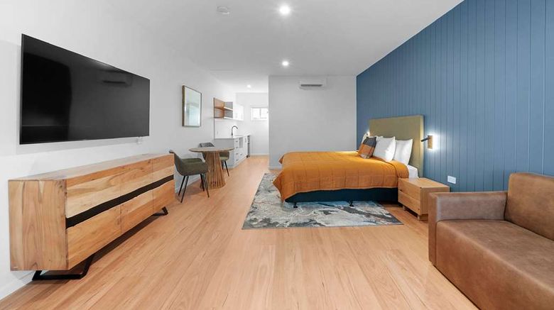 <b>Econo Lodge Border Gateway Wodonga Room</b>. Images powered by <a href="https://iceportal.shijigroup.com/" title="IcePortal" target="_blank">IcePortal</a>.