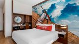 Cambria Hotel Nashville Airport Suite