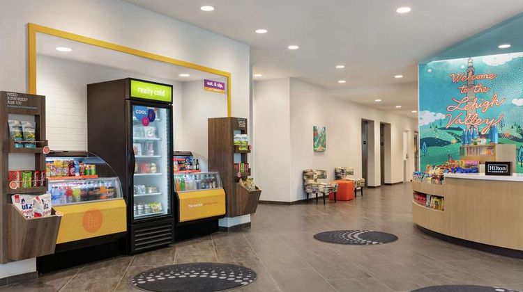 Home2 Suites by Hilton Easton Lobby