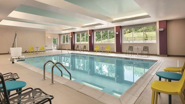 Home2 Suites by Hilton Easton Pool