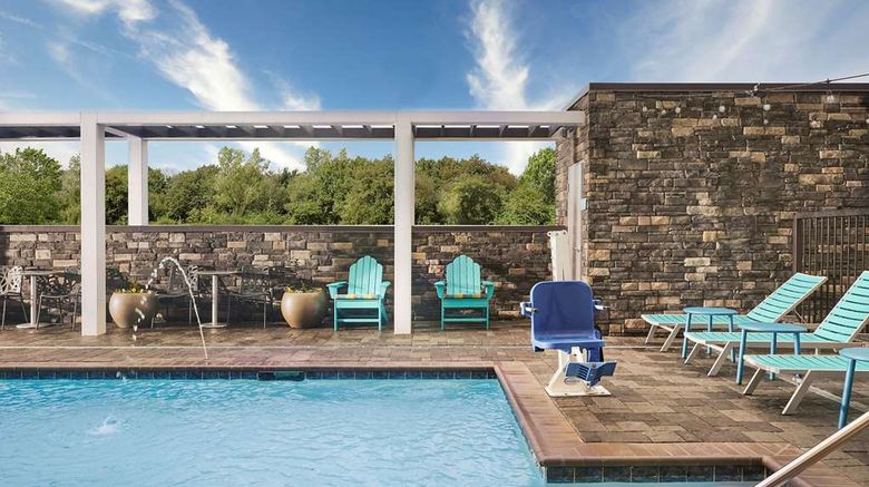 <b>Home2 Suites by Hilton Jackson Pearl Pool</b>. Images powered by <a href="https://iceportal.shijigroup.com/" title="IcePortal" target="_blank">IcePortal</a>.