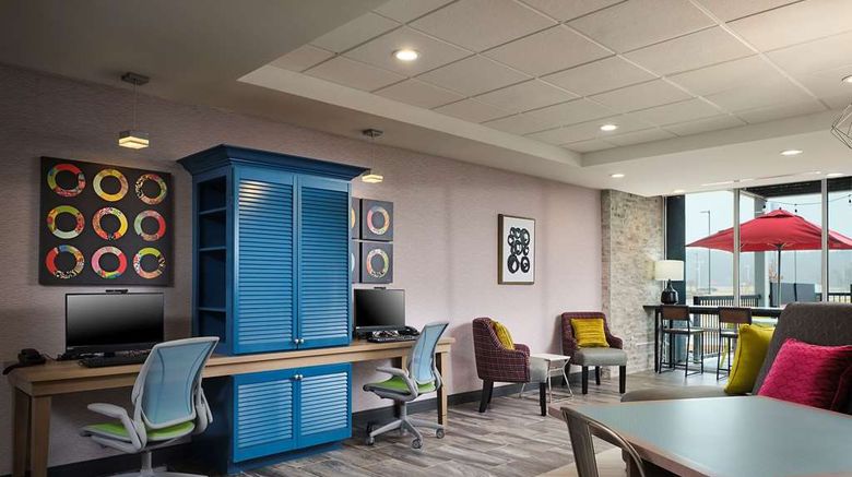 <b>Home2 Suites by Hilton Jackson Pearl Lobby</b>. Images powered by <a href="https://iceportal.shijigroup.com/" title="IcePortal" target="_blank">IcePortal</a>.