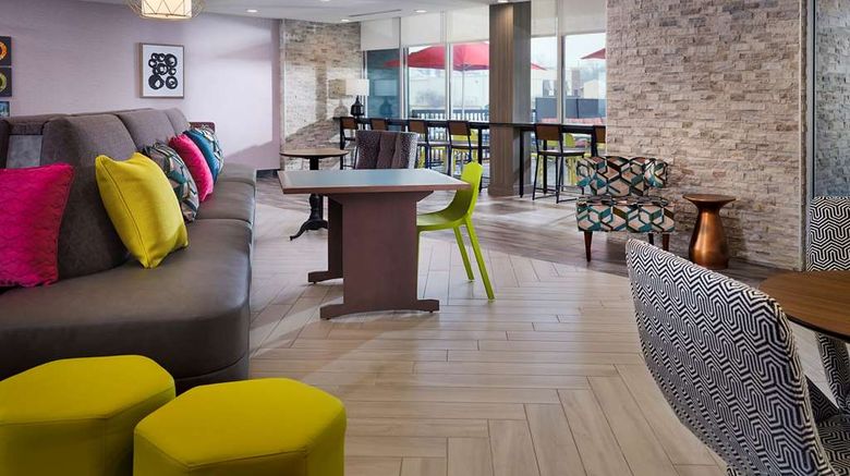 <b>Home2 Suites by Hilton Jackson Pearl Lobby</b>. Images powered by <a href="https://iceportal.shijigroup.com/" title="IcePortal" target="_blank">IcePortal</a>.