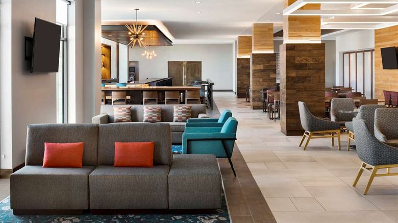 <b>Hilton Garden Inn Conference Center Lobby</b>. Images powered by <a href="https://iceportal.shijigroup.com/" title="IcePortal" target="_blank">IcePortal</a>.