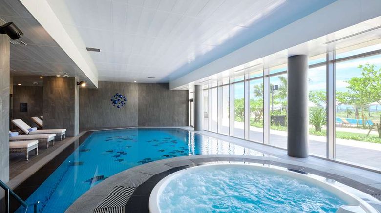 <b>Hilton Okinawa Sesoko Resort Pool</b>. Images powered by <a href="https://iceportal.shijigroup.com/" title="IcePortal" target="_blank">IcePortal</a>.
