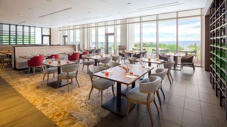 <b>Hilton Okinawa Sesoko Resort Restaurant</b>. Images powered by <a href="https://iceportal.shijigroup.com/" title="IcePortal" target="_blank">IcePortal</a>.