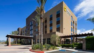 SunCoast Park Hotel-Tapestry Coll Hilton