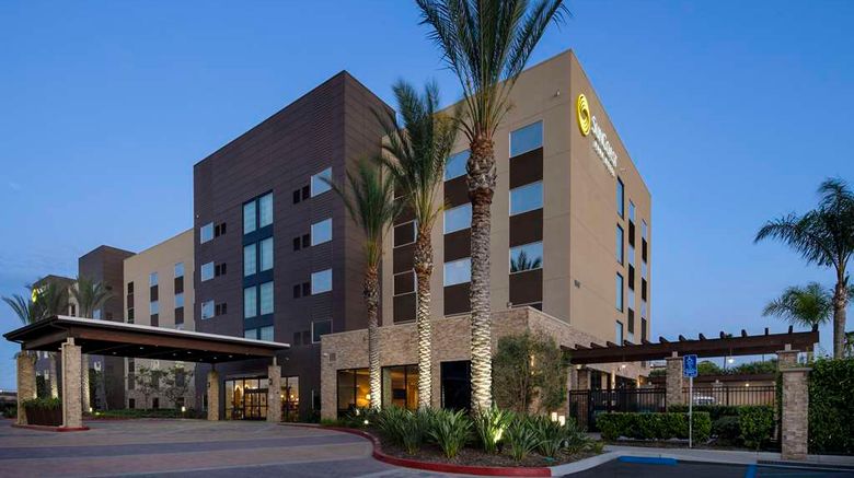 <b>SunCoast Park Hotel-Tapestry Coll Hilton Exterior</b>. Images powered by <a href="https://iceportal.shijigroup.com/" title="IcePortal" target="_blank">IcePortal</a>.