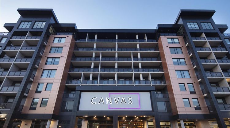 Canvas Moncton, Tapestry Collection Exterior