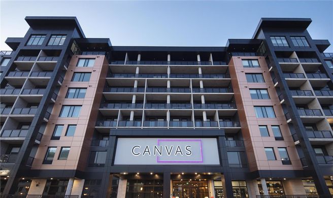 Canvas Moncton, Tapestry Collection Exterior