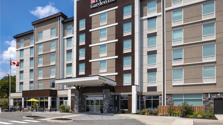Hilton Garden Inn Sudbury Exterior