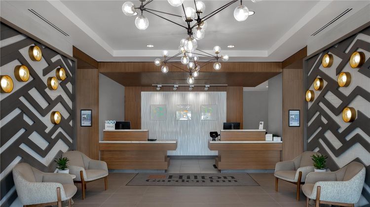 Hilton Garden Inn Sudbury Lobby