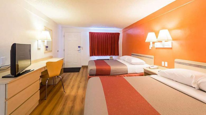 <b>Travelodge by Wyndham Essington Room</b>. Images powered by <a href="https://iceportal.shijigroup.com/" title="IcePortal" target="_blank">IcePortal</a>.
