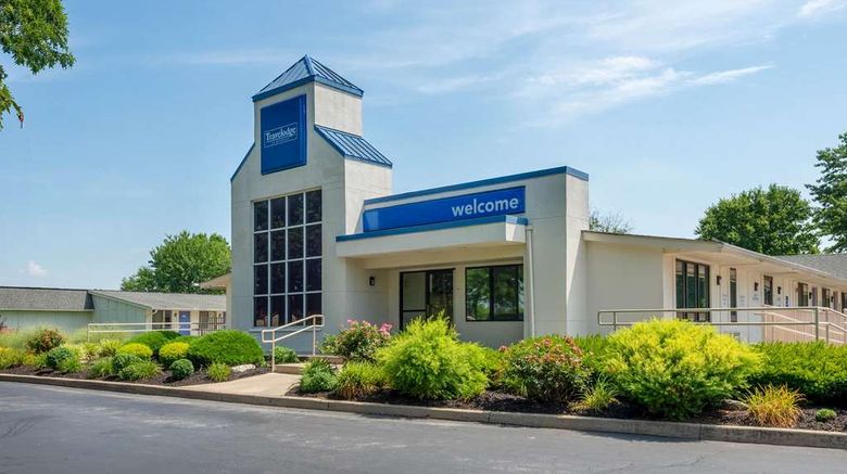 <b>Travelodge by Wyndham Essington Exterior</b>. Images powered by <a href="https://iceportal.shijigroup.com/" title="IcePortal" target="_blank">IcePortal</a>.