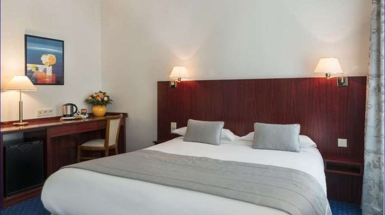 <b>Atlantic Hotel Room</b>. Images powered by <a href="https://iceportal.shijigroup.com/" title="IcePortal" target="_blank">IcePortal</a>.