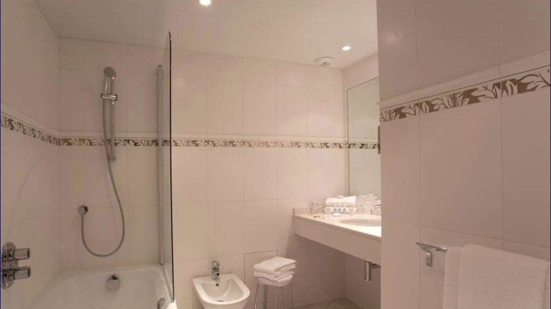 <b>Atlantic Hotel Room</b>. Images powered by <a href="https://iceportal.shijigroup.com/" title="IcePortal" target="_blank">IcePortal</a>.