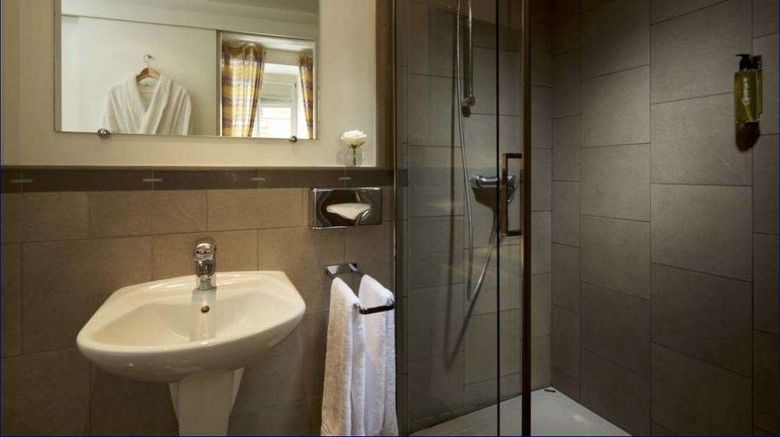 <b>Hotel Parc Beaux-Arts Room</b>. Images powered by <a href="https://iceportal.shijigroup.com/" title="IcePortal" target="_blank">IcePortal</a>.