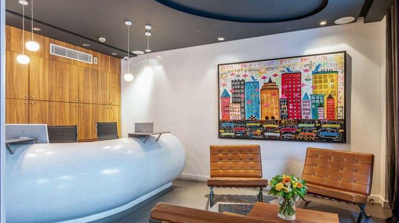 <b>Le 20 Prieure Hotel Lobby</b>. Images powered by <a href="https://iceportal.shijigroup.com/" title="IcePortal" target="_blank">IcePortal</a>.