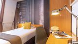 <b>Le 20 Prieure Hotel Room</b>. Images powered by <a href="https://iceportal.shijigroup.com/" title="IcePortal" target="_blank">IcePortal</a>.