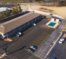 America's Best Inn & Suites Exterior
