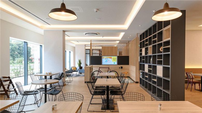<b>Ibis Styles Magdeburg Restaurant</b>. Images powered by <a href="https://iceportal.shijigroup.com/" title="IcePortal" target="_blank">IcePortal</a>.