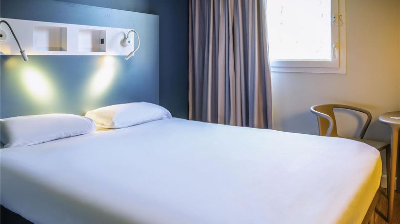 <b>Ibis Budget Parc des Expositions Room</b>. Images powered by <a href="https://iceportal.shijigroup.com/" title="IcePortal" target="_blank">IcePortal</a>.