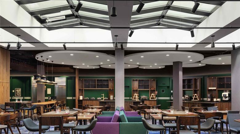 <b>Mercure Warszawa Ursus Station Restaurant</b>. Images powered by <a href="https://iceportal.shijigroup.com/" title="IcePortal" target="_blank">IcePortal</a>.