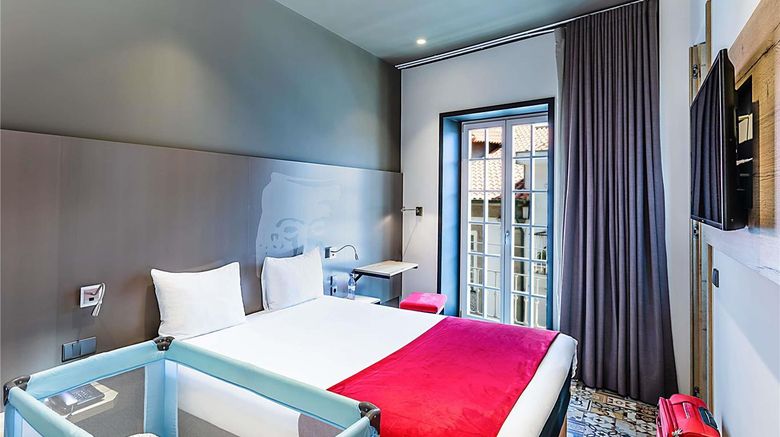 <b>Ibis Styles Chaves Hotel Room</b>. Images powered by <a href="https://iceportal.shijigroup.com/" title="IcePortal" target="_blank">IcePortal</a>.