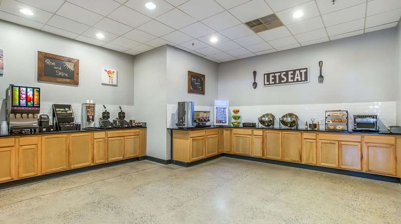 <b>Burrstone Inn, Ascend Hotel Collection Restaurant</b>. Images powered by <a href="https://iceportal.shijigroup.com/" title="IcePortal" target="_blank">IcePortal</a>.