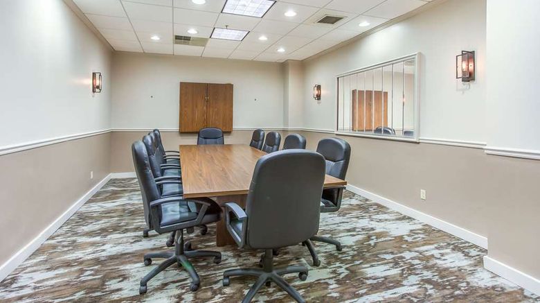 <b>Burrstone Inn, Ascend Hotel Collection Meeting</b>. Images powered by <a href="https://iceportal.shijigroup.com/" title="IcePortal" target="_blank">IcePortal</a>.