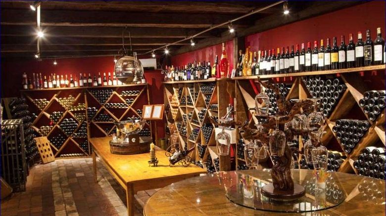 <b>Le Montbrillant Hotel Restaurant</b>. Images powered by <a href="https://iceportal.shijigroup.com/" title="IcePortal" target="_blank">IcePortal</a>.