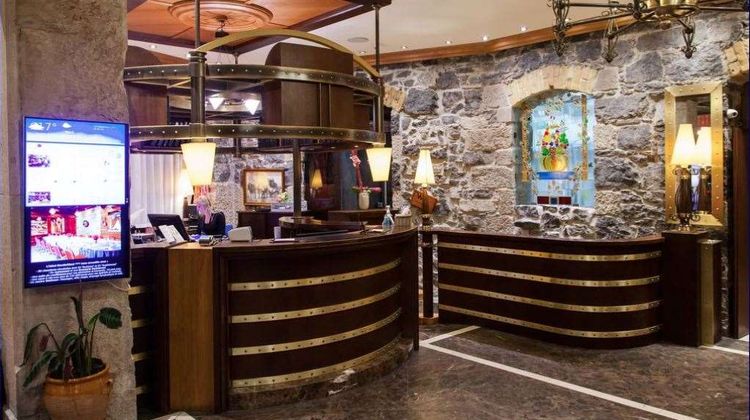 Le Montbrillant Hotel Restaurant
