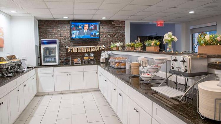 Comfort Inn Hyannis - Cape Cod Restaurant